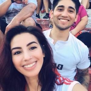 Meet your Posher, Carolina